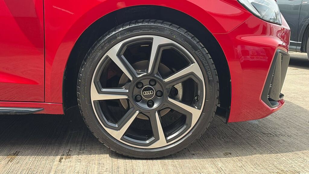 Audi A1 30 Tfsi Black Edition S Tronic NU74ZHK Red #5