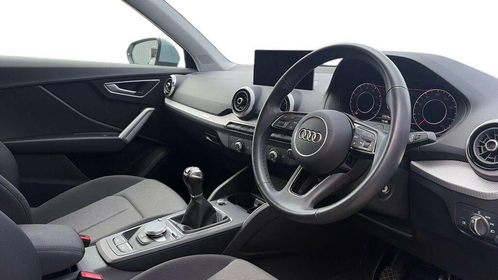 Audi Q2 30 Tfsi Sport Cs YC72OXJ Grey #6