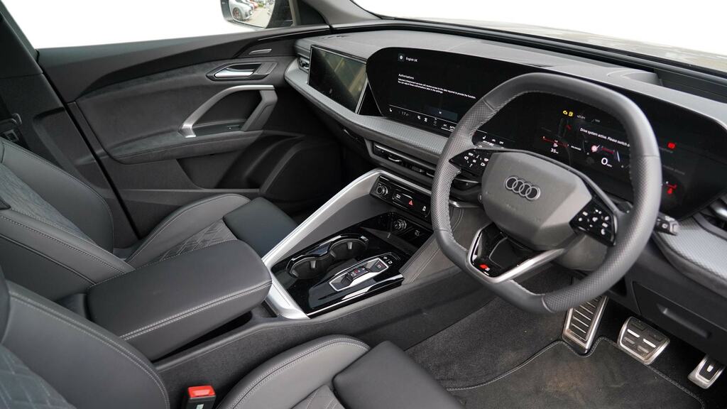 Audi Q5 2.0 Tfsi Quattro Edition 1 S Tronic Sv MV75FVR Grey #6