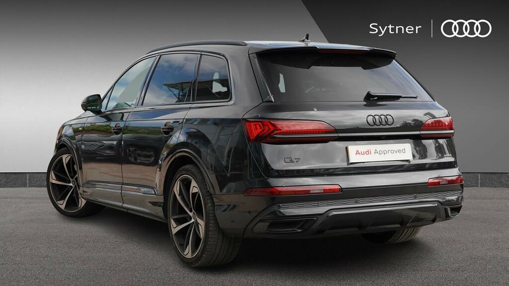 Audi Q7 55 Tfsi Quattro Black Edition Tiptronic Cs LO72PGK Black #3