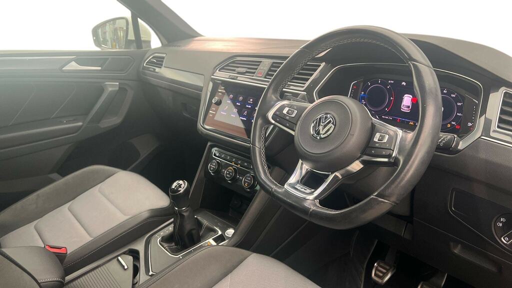 Volkswagen Tiguan 2.0 Tdi 150 R-line Tech VN20NMF White #6