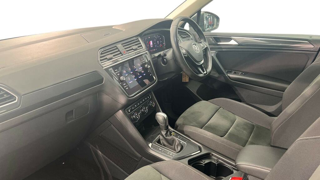 Volkswagen Tiguan 1.5 Tsi Evo 150 R-line Tech Dsg RE20ZYM Grey #2