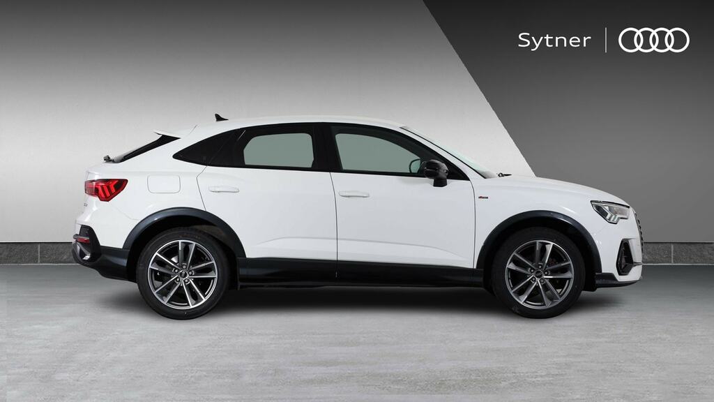 Audi Q3 35 Tfsi Black Edition S Tronic FL23NKX White #4