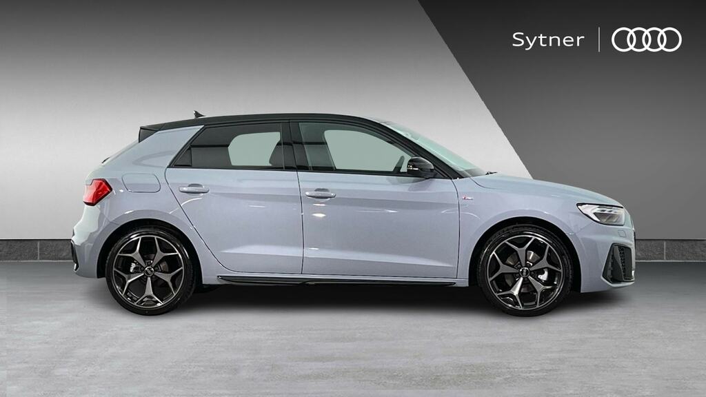 Audi A1 35 Tfsi Black Edition S Tronic FE26EFB Grey #4