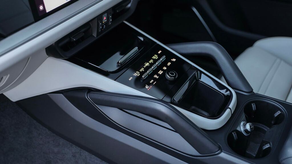 Porsche Cayenne E-hybrid Tiptronic S 5 Seat Black #29