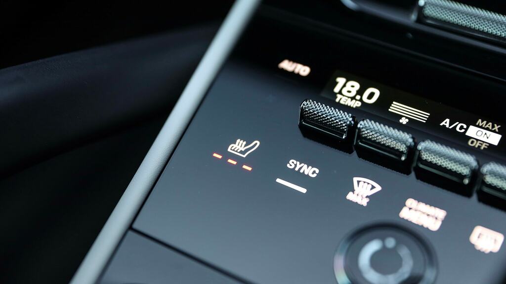 Porsche Cayenne E-hybrid Tiptronic S 5 Seat Black #21