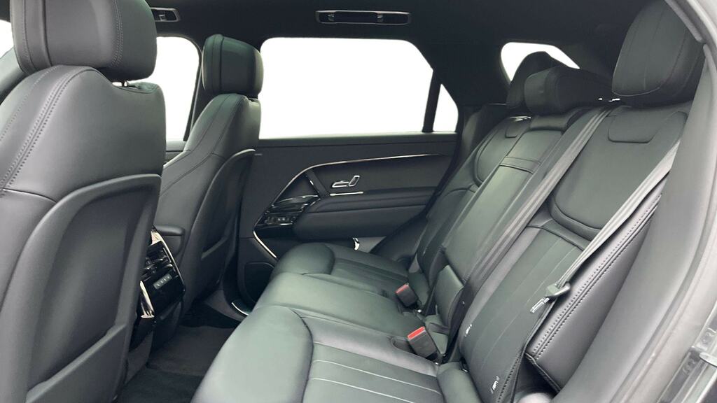 Land Rover Range Rover Sport 3.0 P460e Stealth Edition CX75FVR Grey #4