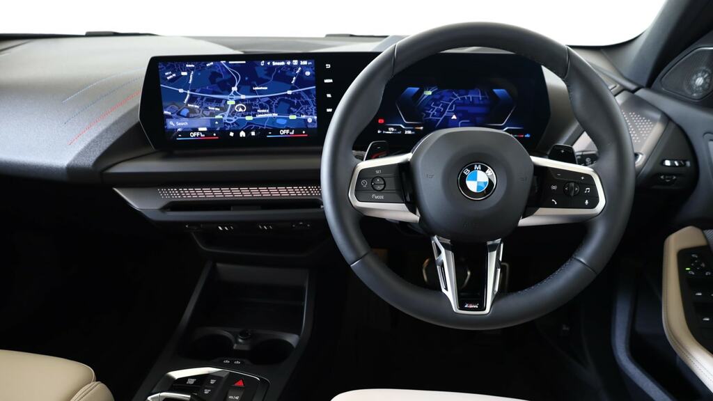 BMW 1 Series 123 Xdrive M Sport Step YE75WYM Black #5