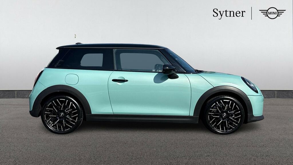 Mini Hatch 1.5 C Exclusive Level 2 RJ24GDU Green #3