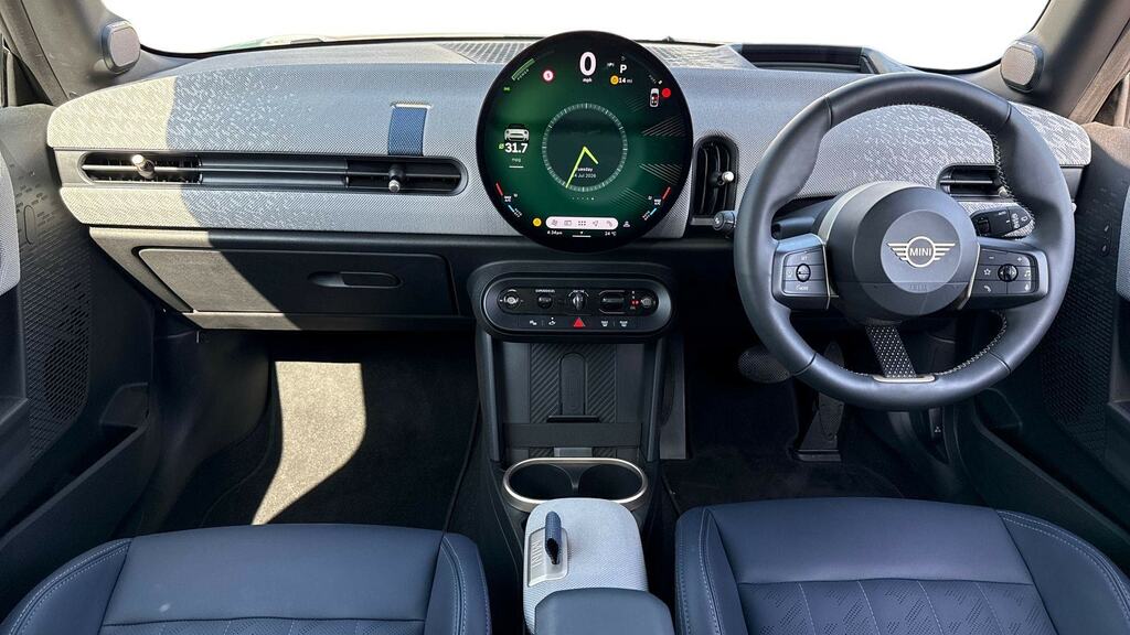 Mini Hatch 1.5 C Exclusive Level 2 RJ24GDU Green #4