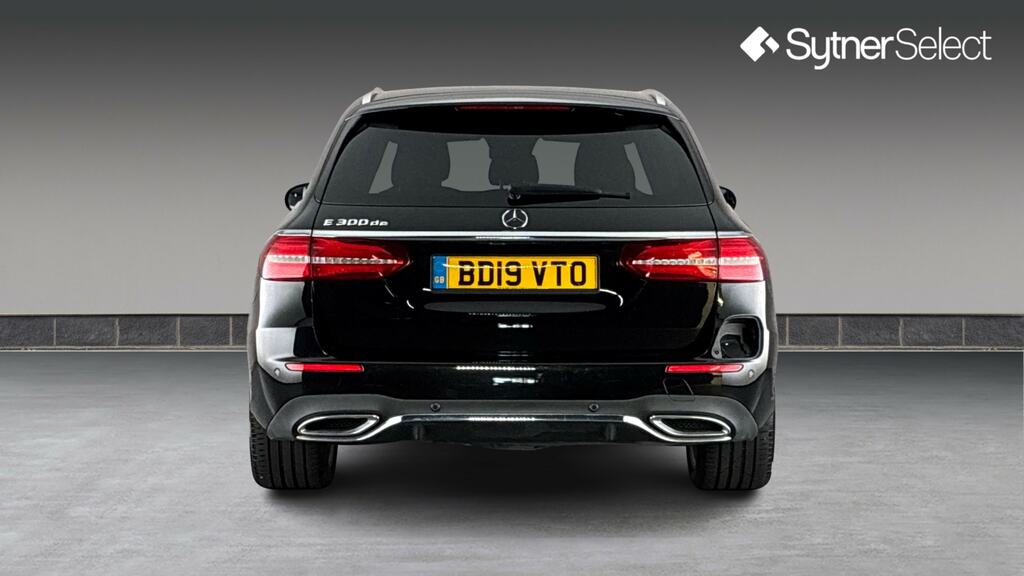 Mercedes-Benz E Class E300de Amg Line Premium 9G-tronic Black #5