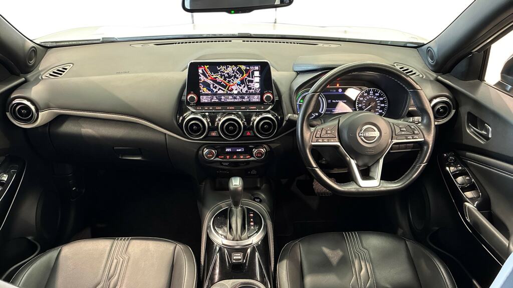Nissan Juke 1.6 Hybrid Premiere Edition FL22OAY White #6