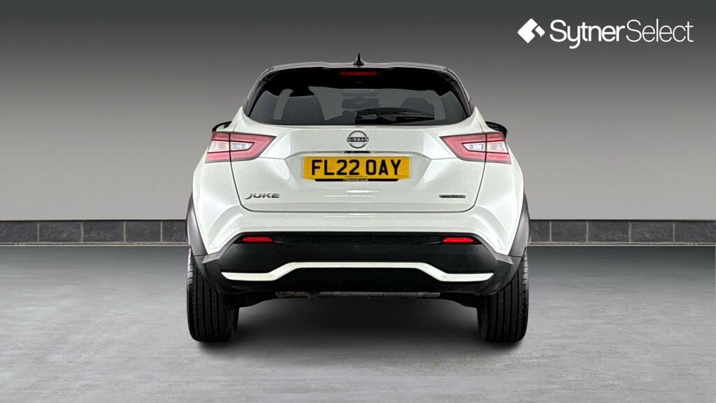 Nissan Juke 1.6 Hybrid Premiere Edition FL22OAY White #5