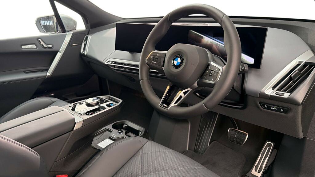 BMW iX 300Kw Xdrive45 M Sport 101Kwh Tech DT26RYY Silver #6