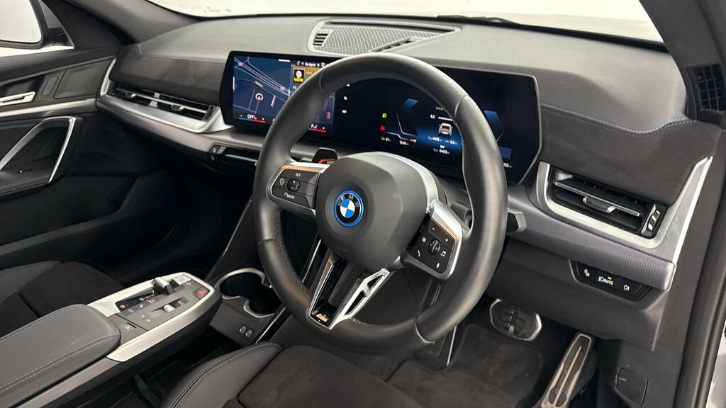 BMW iX2 150Kw Edrive20 M Sport 65Kwh Grey #6