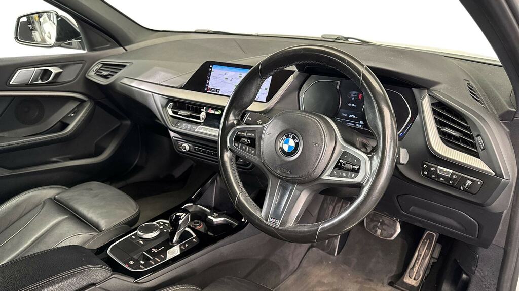 BMW 1 Series 118I M Sport Step YB20FFX White #6