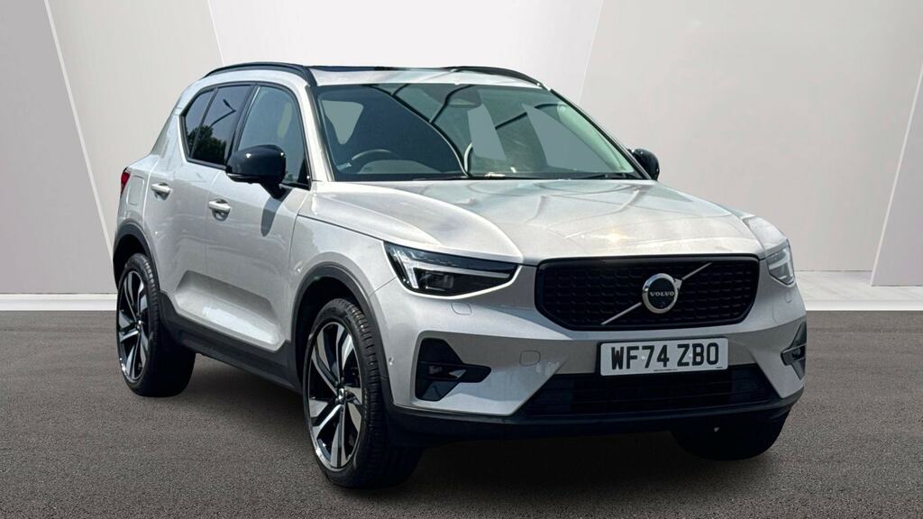 Volvo XC40 2.0 B4p Ultra Dark Silver