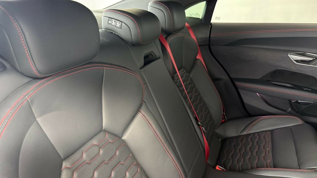 Audi Rs E-Tron Gt 93.4Kwh Carbon Black Quattro Black #16