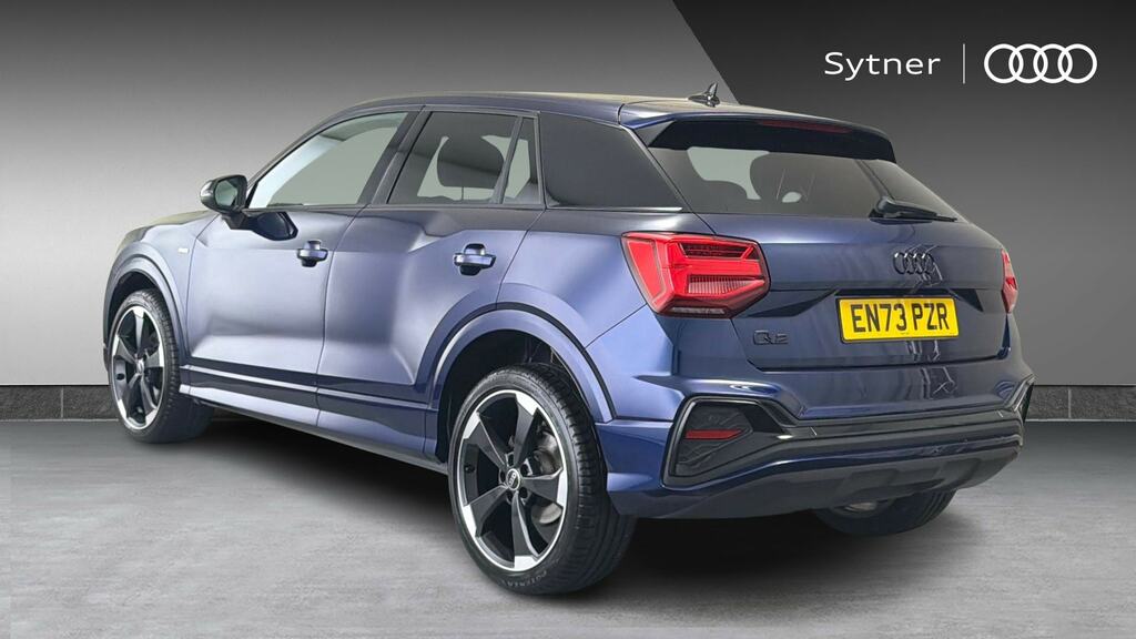 Audi Q2 35 Tfsi Black Edition S Tronic Tech EN73PZR Blue #3
