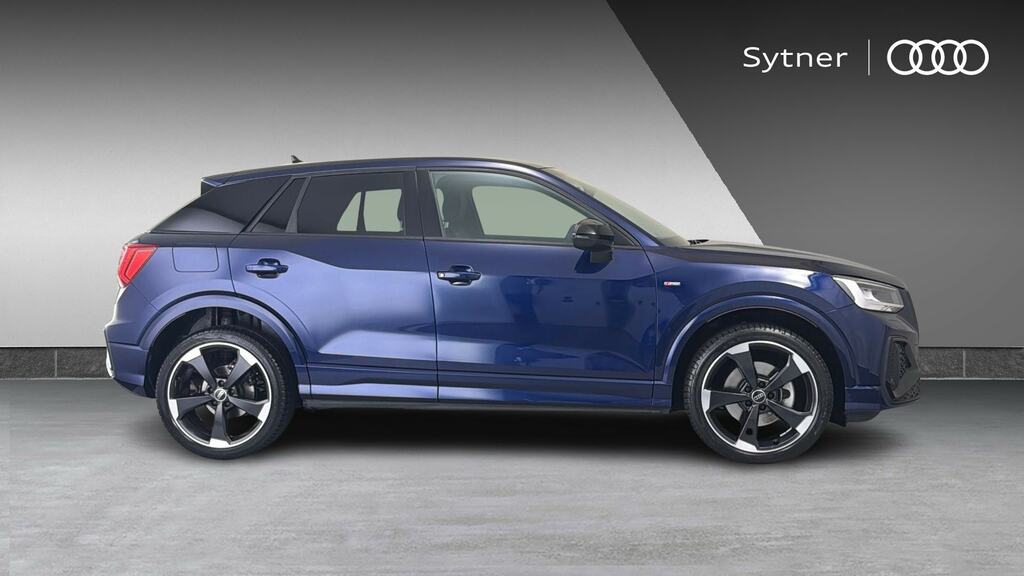 Audi Q2 35 Tfsi Black Edition S Tronic Tech EN73PZR Blue #4