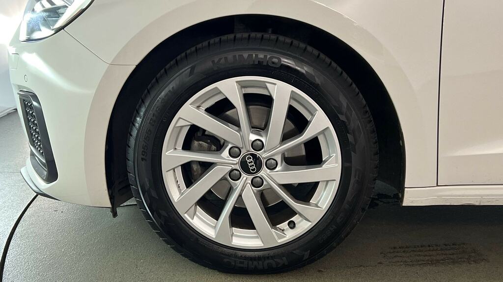 Audi A1 30 Tfsi 110 Sport FV72XVP White #5