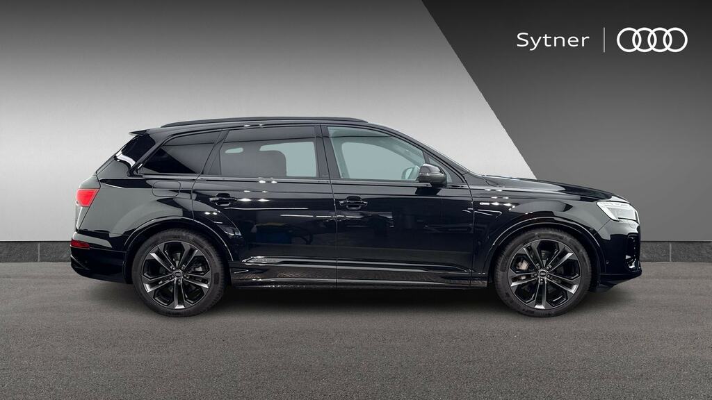 Audi Q7 55 Tfsi Quattro Black Edition Tiptronic Tech LV75PMU Black #4