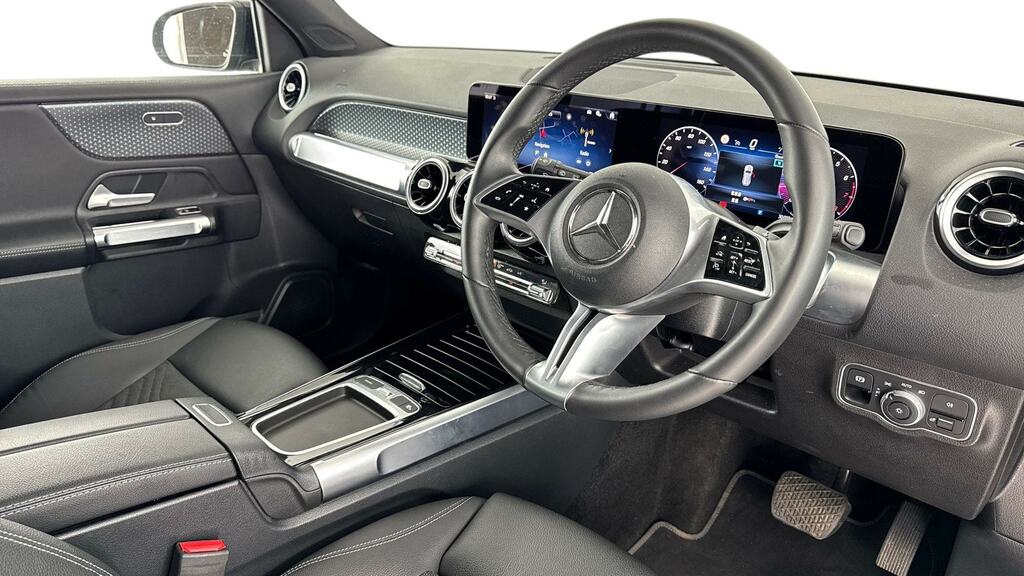 Mercedes-Benz GLB Class Glb 200 Sport Executive 7G-tronic KU25MKP Black #3