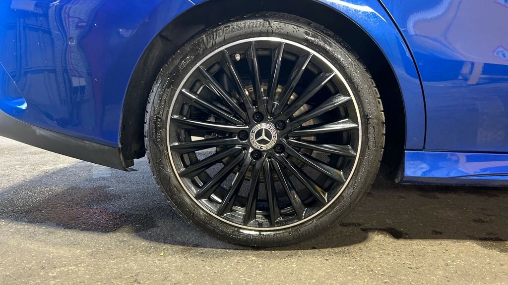 Mercedes-Benz CLA Class Cla 220D Amg Line Premium Plus Tip KR25PMY Blue #5