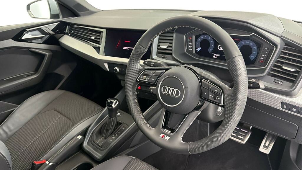 Audi A1 25 Tfsi S Line S Tronic CX75VML Grey #6