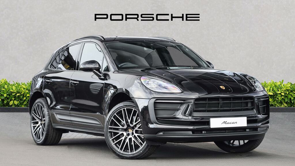 Porsche Macan 5dr Pdk Black