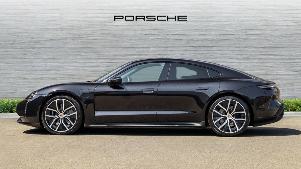 Porsche Taycan 649Kw Turbo 105Kwh Black #5