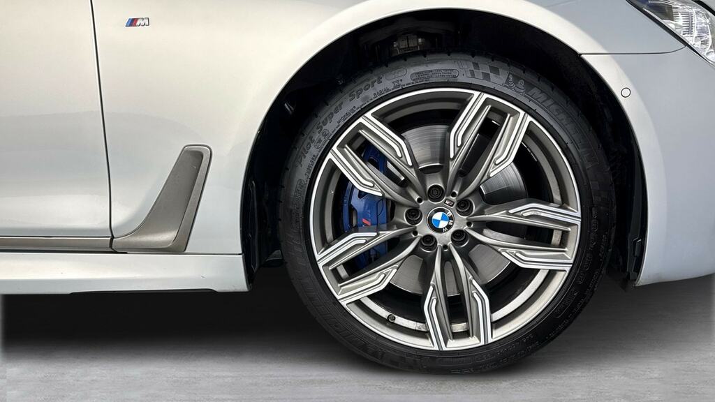 BMW 7 Series 740E Exclusive Black #14