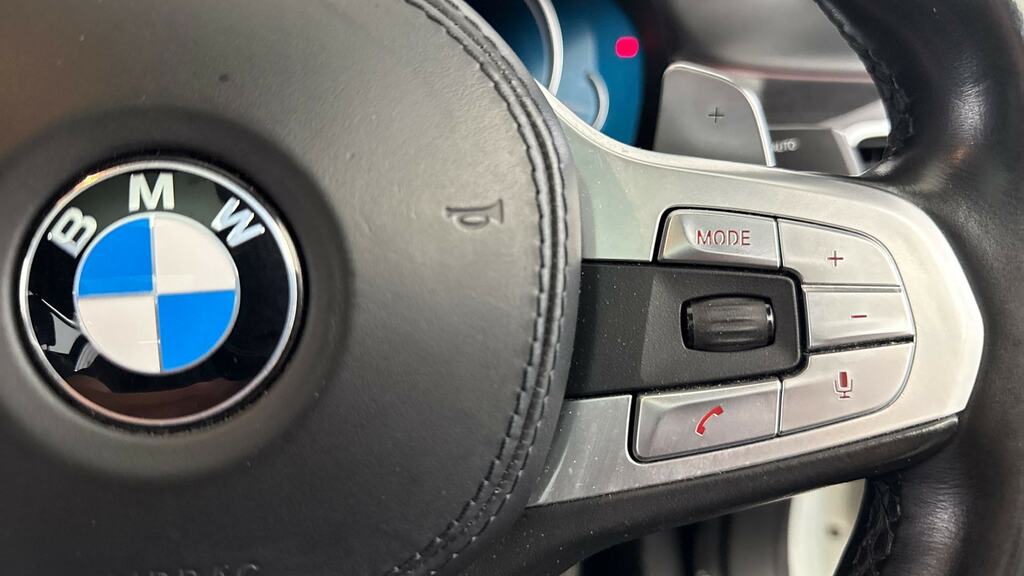 BMW 7 Series 740E Exclusive Black #18