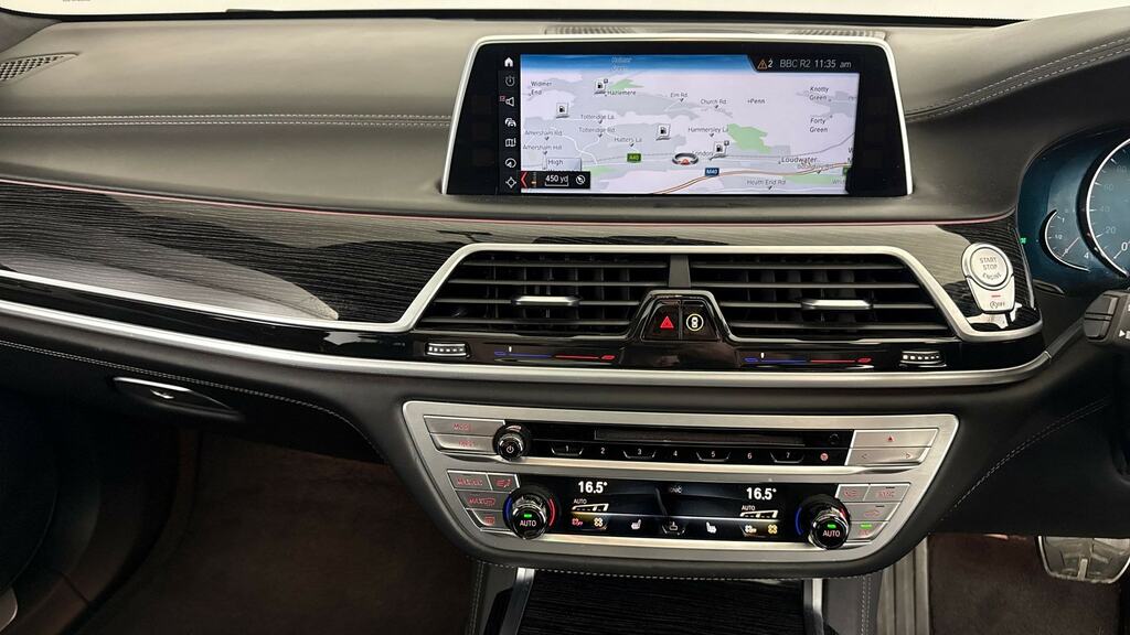 BMW 7 Series 740E Exclusive Black #8