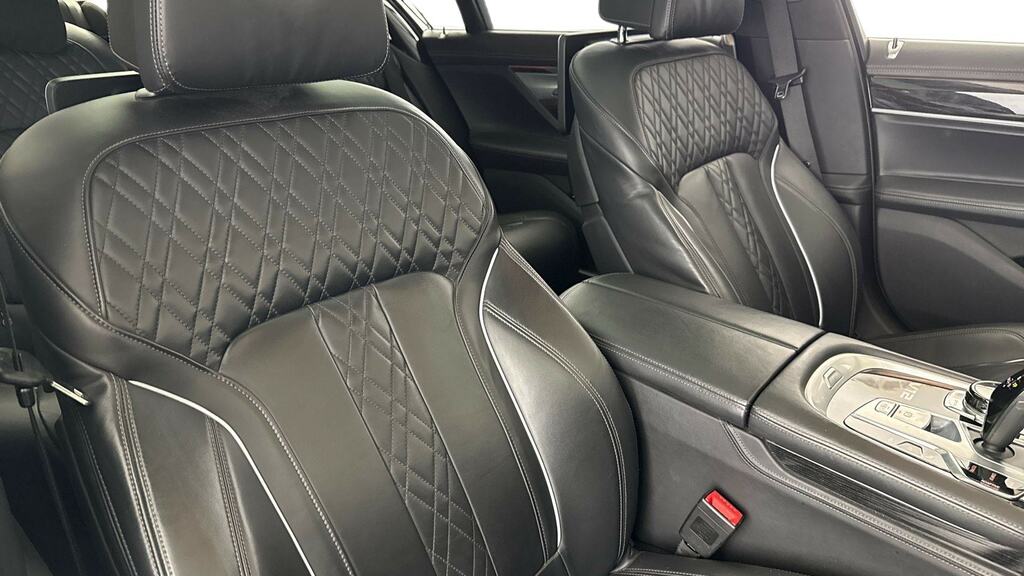 BMW 7 Series 740E Exclusive Black #11