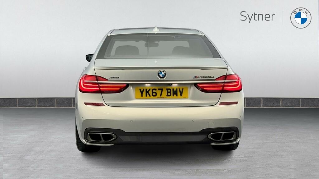 BMW 7 Series 740E Exclusive Black #15