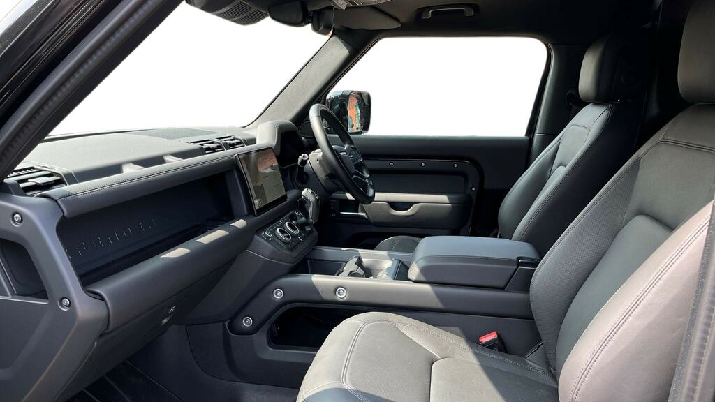 Land Rover Defender 90 3.0 D350 Hard Top X-dynamic Hse DV25HCK Black #3