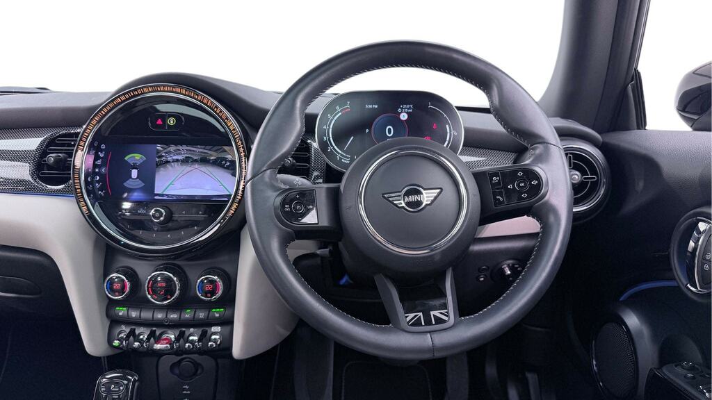 Mini Hatch 1.5 Cooper Exclusive Premium Plus NV73ABK Black #5