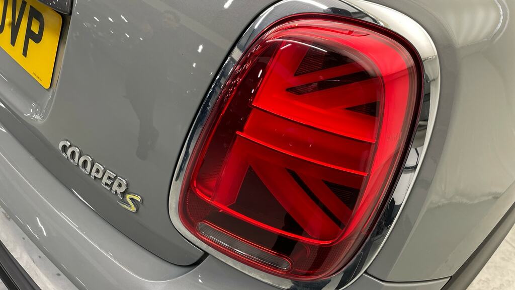 Mini Electric 135Kw Cooper S Level 2 33Kwh Black #21