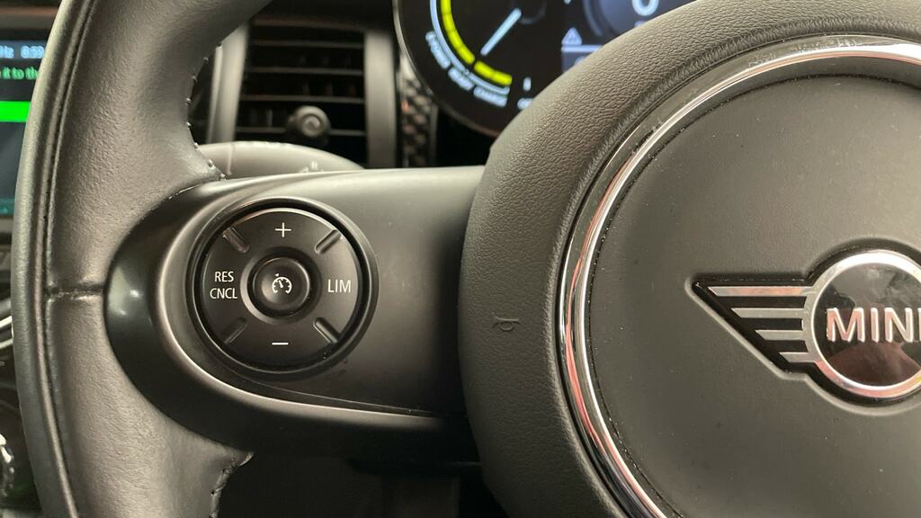 Mini Electric 135Kw Cooper S Level 2 33Kwh Black #17