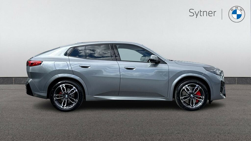 BMW iX2 230Kw Xdrive30 Shadow Edition 65Kwh Grey #3
