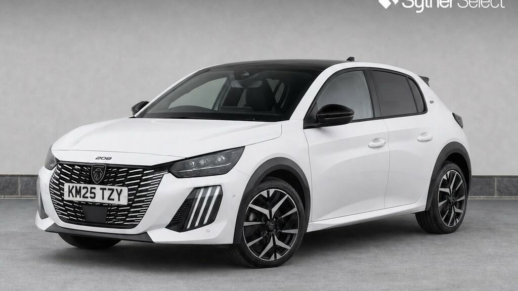 Peugeot 208 1.2 Hybrid 100 Gt E-dsc6 KM25TZY White #2
