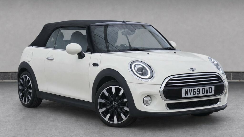 Mini Convertible 1.5 Cooper Exclusive II Comfort Pack White