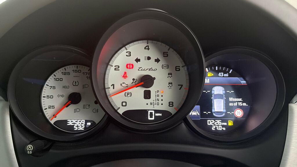 Porsche Macan Turbo Black #13