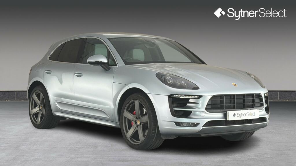 Porsche Macan Turbo Black #1