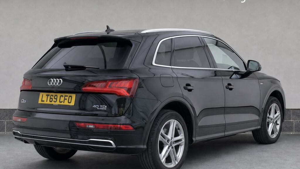 Audi Q5 40 Tdi Quattro S Line S Tronic LT69CFO Black #4