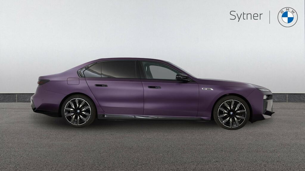 BMW i7 485Kw M70 Xdrive 105.7Kwh Ultimate Pack Purple #2