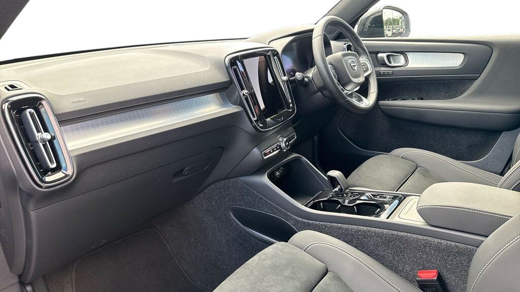 Volvo XC40 2.0 B3p Plus Dark OY75XFA Blue #4