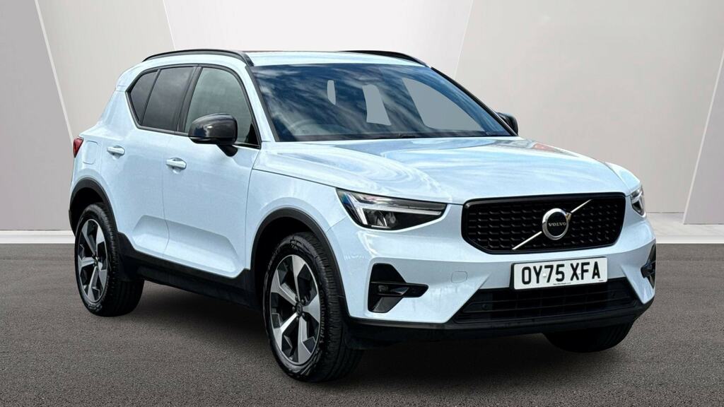 Volvo XC40 2.0 B3p Plus Dark Blue