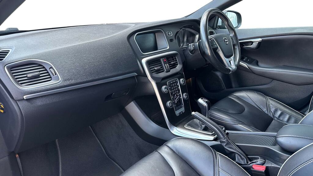 Volvo V40 T3 152 R Design Edition MC19UGX Grey #4